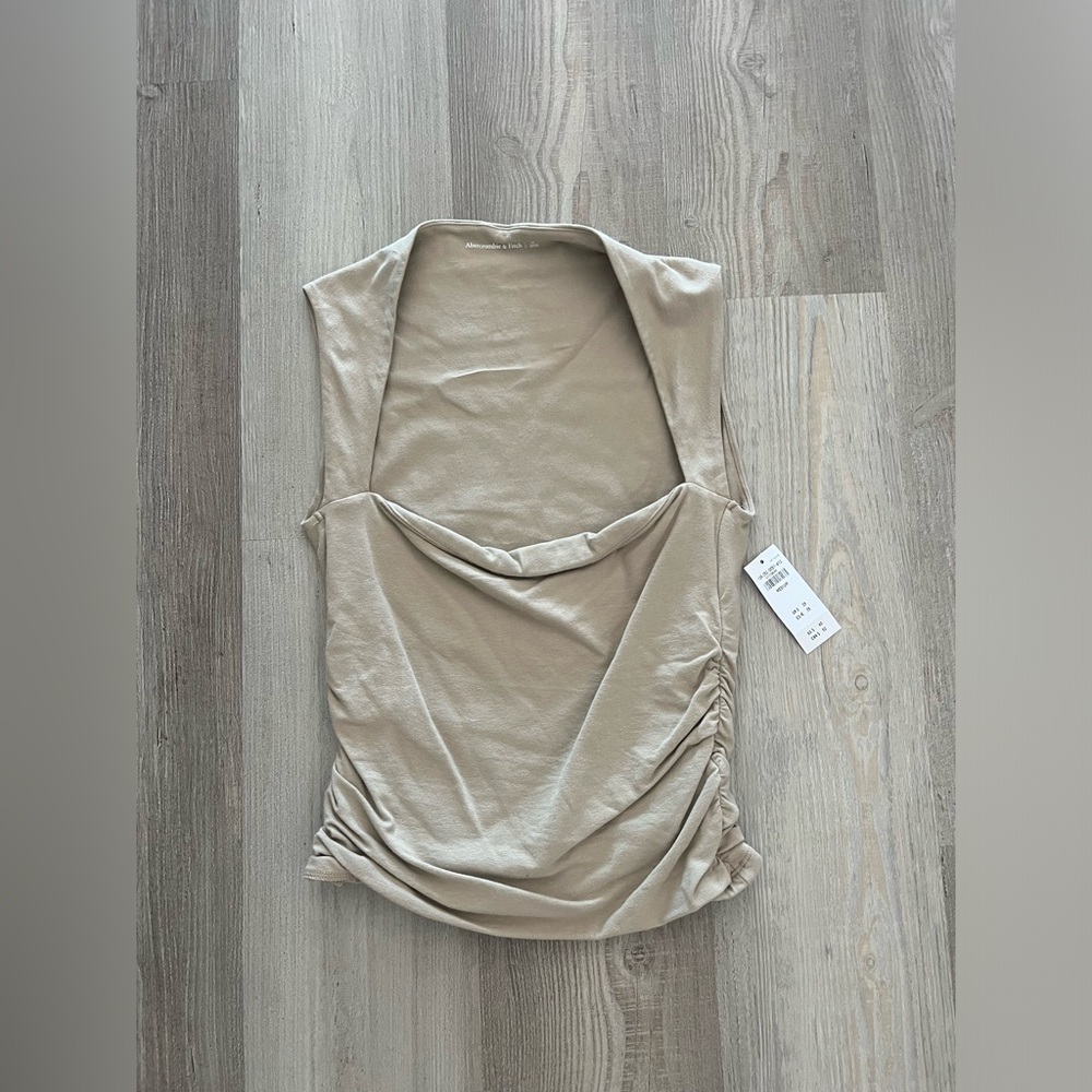 Abercrombie & Fitch Tank Top in Brown